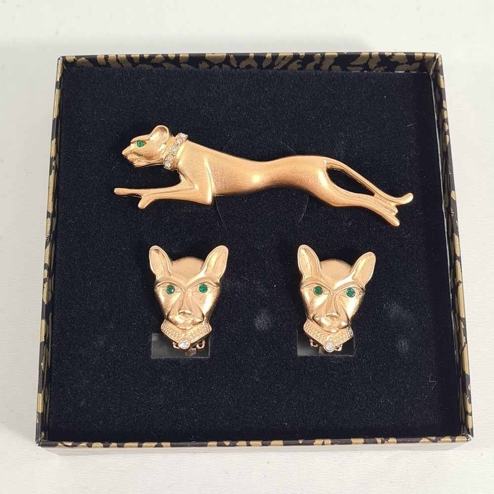 Vintage JACKIE COLLINS Panther Set In Box Brooch & Clip Earrings Gold Tone